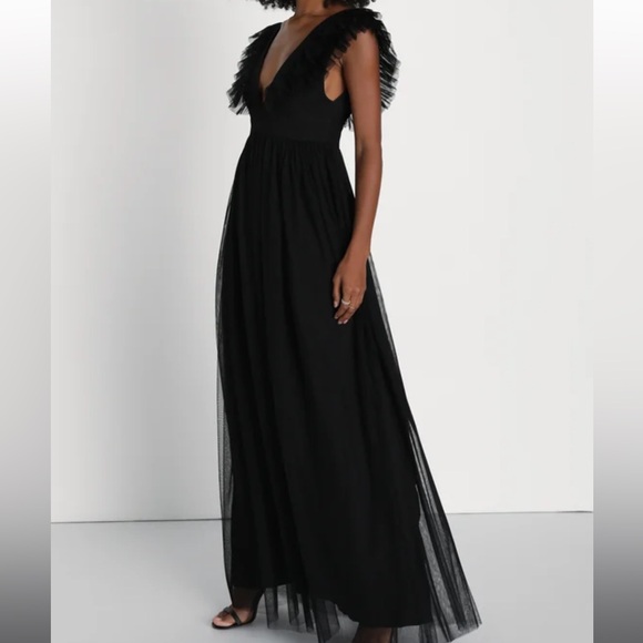 Simply Delighted Black Mesh Ruffled Backless Maxi Dress
S - Picture 4 of 4